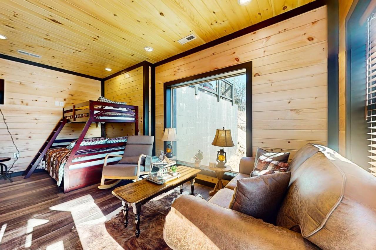세비어빌 Fiesta Hills Hideaway 빌라 외부 사진
